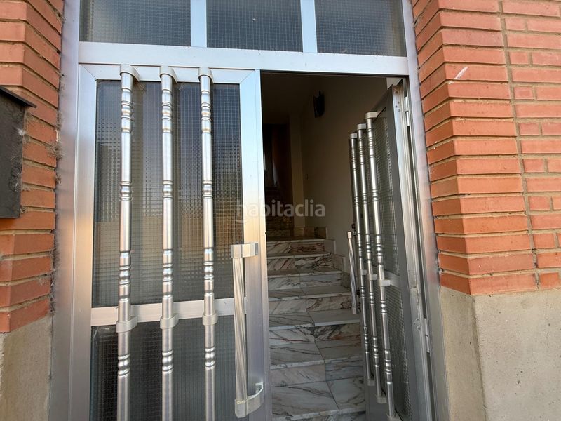 Foto b93ac6ba-0c47-41eb-bfaa-e5119065d6de. Edificio in Villaquejida