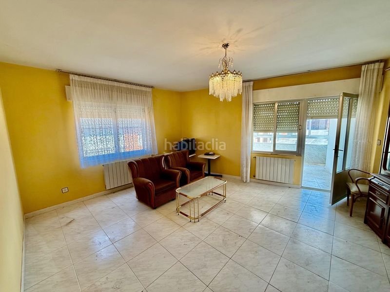 Foto c09bb5d3-f511-43d7-bed8-6ade1232360d. Edificio in Villaquejida