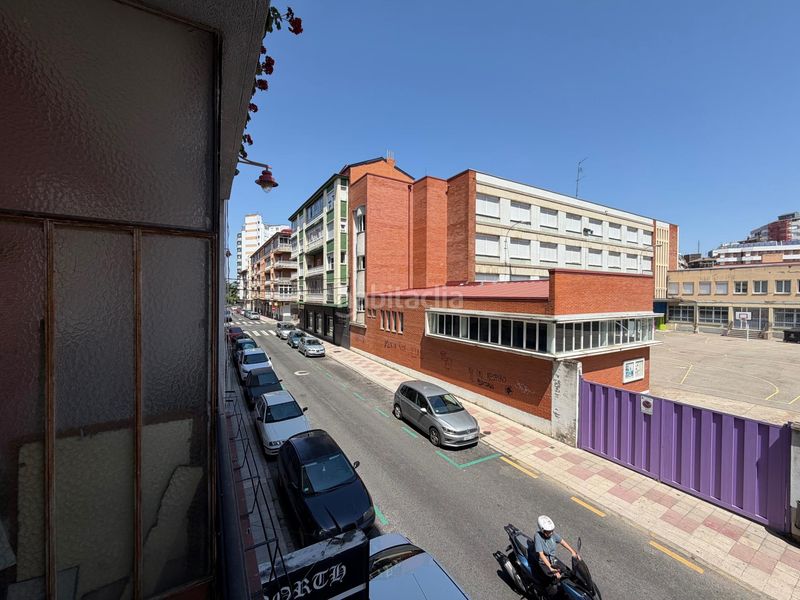 Foto 0e408e78-0330-46da-a277-caf95f34e603. Piso en San Claudio - La Chantría León