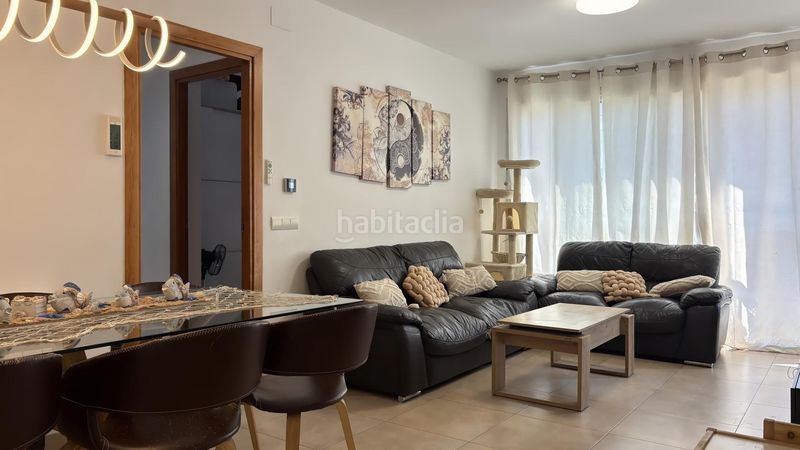 Foto 4a2cb46a-05d6-49e5-9ac7-0b8279f460f1. Pis amb calefacció a residencial Blanes - vistamar Blanes