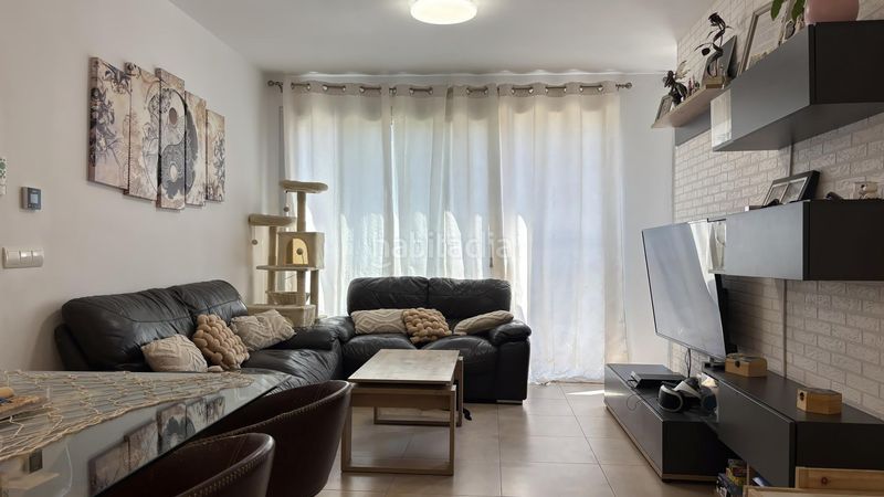 Foto e11c29e2-c3fd-4857-8a5e-064174312911. Pis amb calefacció a residencial Blanes - vistamar Blanes