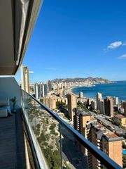 Etagenwohnung in Playa Poniente