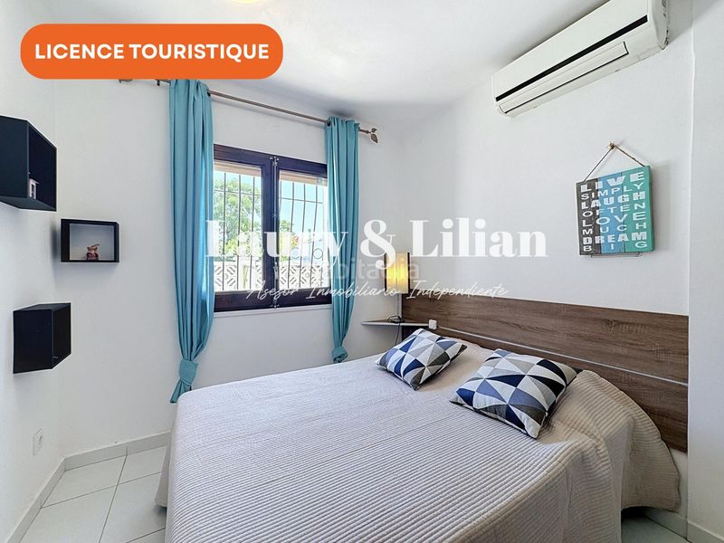 Foto 4a4eeee4-7798-4ade-9b30-058a76f810c0. Casa amb piscina a Requesens Empuriabrava