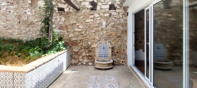 Foto 77d68802-ee7d-48bf-a44b-7eaa6405125c. Casa a Centro-El Castillo Sagunt