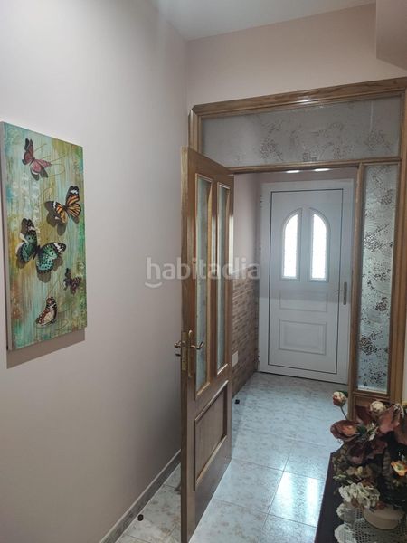 Foto 5fa567ed-053e-4244-8b92-010586e6c81c. Casa adossada a Boiro