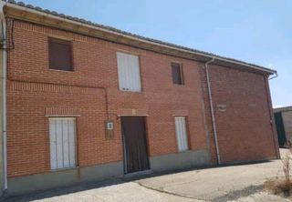 Masia a Castilfalé