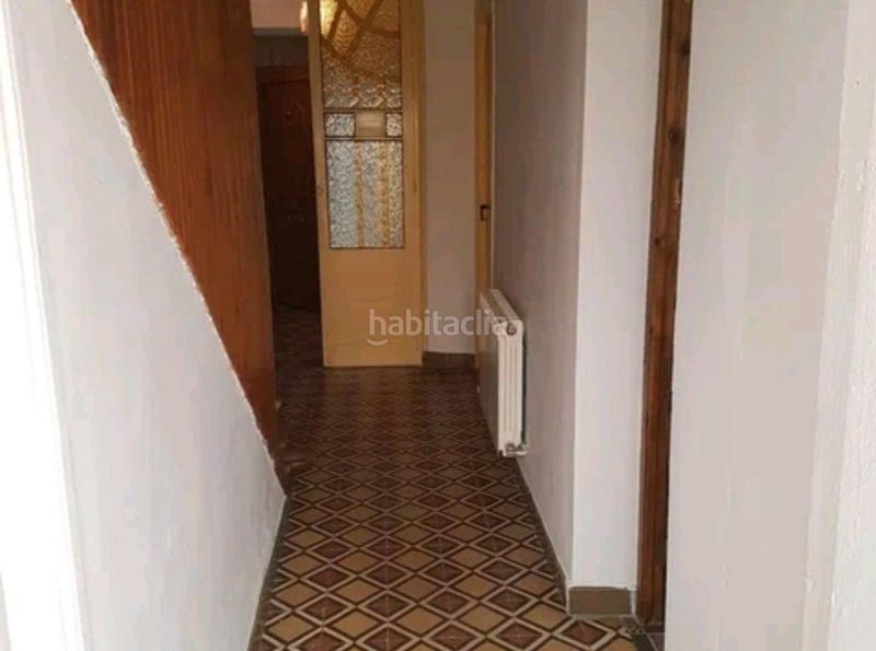Foto ed9b93d9-e3e0-47f9-be15-ab665c681214. Masia a Castilfalé