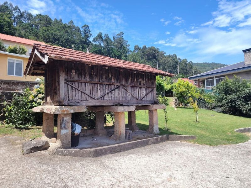 Foto 5e711c27-7727-4047-bd02-900aeaccd032. Casa amb calefacció aparcament a Moaña