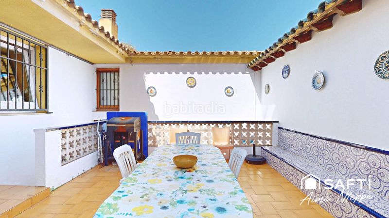 Foto b974725c-ba76-4d49-b4bb-77e9d8732d41. Casa amb calefacció aparcament piscina a Carboneres - La Farella Llançà