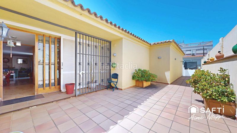 Foto c22ab3ce-7e34-4d3c-aa08-c9af7f220e6f. Casa amb calefacció aparcament piscina a Carboneres - La Farella Llançà