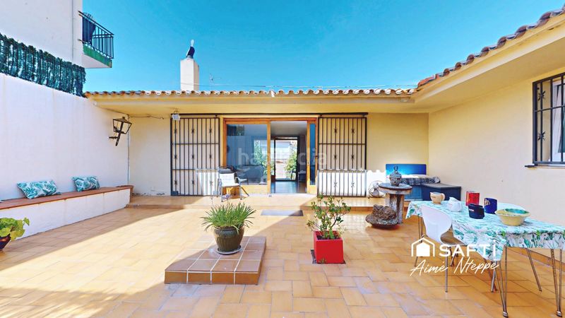 Foto c68854b1-56c2-43cf-b764-dab77cdb0283. Casa amb calefacció aparcament piscina a Carboneres - La Farella Llançà