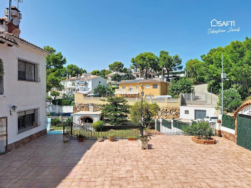 Foto e4bd5aba-38df-4863-b4cc-7d54b3b6f15e. Edificio en Font d´en Carròs (la)