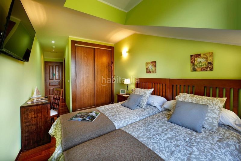 Foto b536e64f-5aa4-4dfa-99bb-c17fc3e765d6. Edificio in Pravia