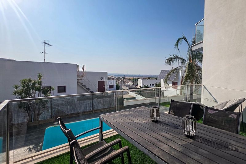 Foto acbae01d-17f9-42cf-8858-b18a877f0066. Casa amb calefacció aparcament piscina a Olivar de Quintos Montequinto