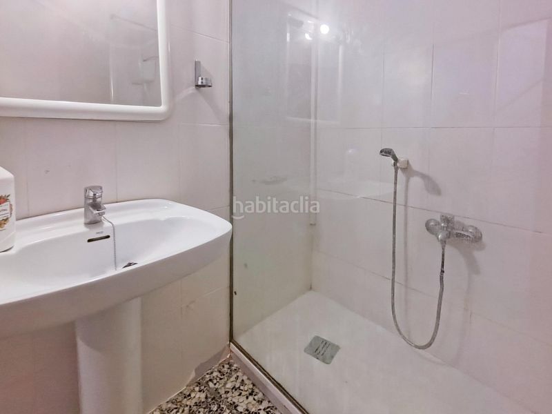 Foto b404974d-3934-4fac-973f-1e93e1d1d326. Casa aparellada a Campo de Criptana