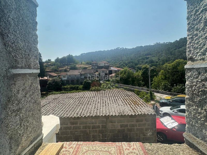 Foto 5d425d4b-5411-4da1-86f8-d0483c0bd323. Casa adossada amb aparcament a Arnoia (A)