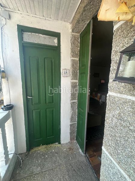 Foto dd1f3ef9-daf1-42ff-9e83-3f568b576469. Casa adossada amb aparcament a Arnoia (A)