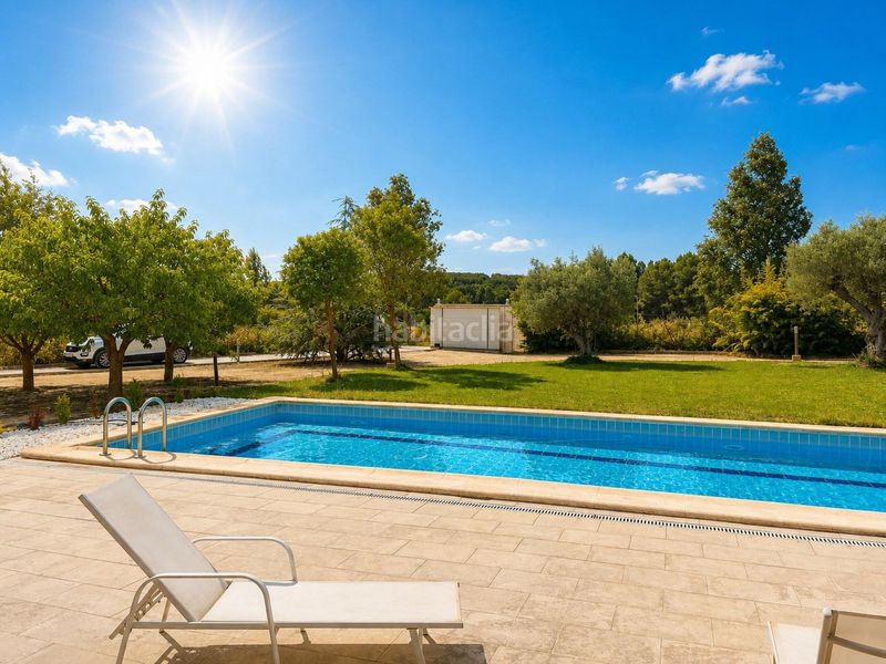 Foto 4f187c32-d1d2-47ae-b42c-202dc2502716. Casa amb calefacció aparcament piscina a Almansa