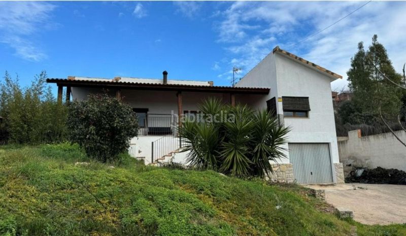 Foto d154375f-2eab-4e4a-85ed-62e8f6b5880e. Casa amb calefacció piscina a Borriol