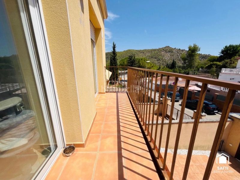 Foto 0cf150ce-1c47-41c9-96ef-5a77fd355fa0. Casa adossada amb calefacció aparcament piscina a Olivella
