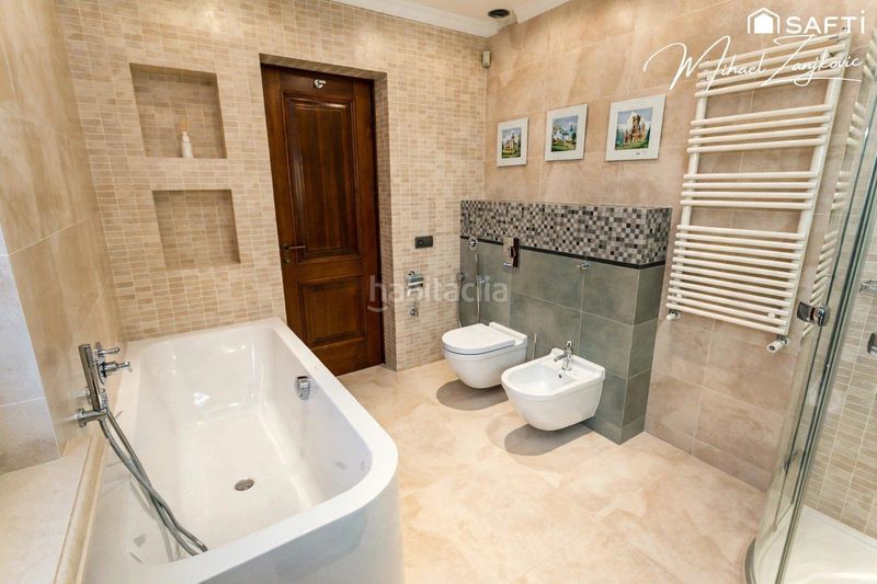 Foto 8c6aaeed-da3d-4c56-b16d-b1c66c60a915. Casa amb aparcament piscina a Santa Maria de Llorell Tossa de Mar