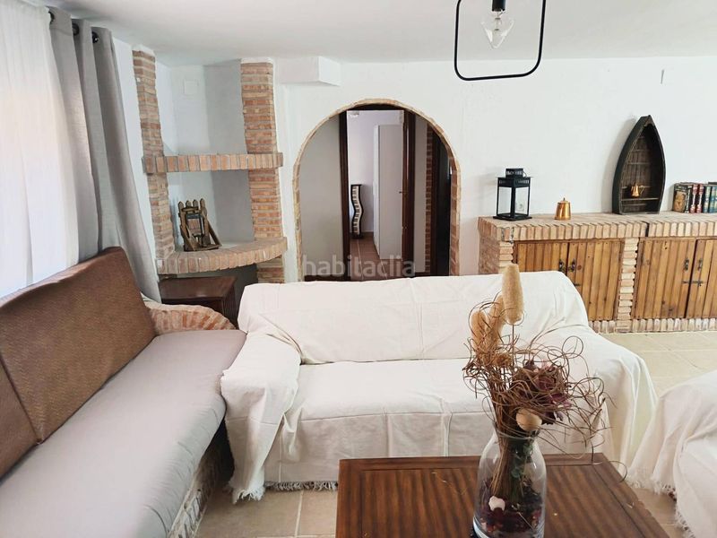 Foto c4ddb057-8545-4ae5-b72c-58fe82999c10. Casa en Cobisa