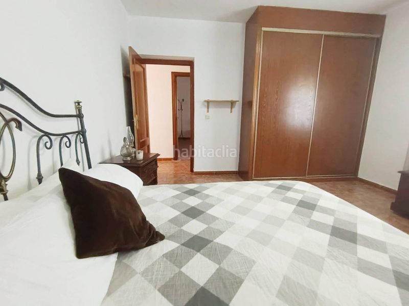 Foto df49e878-c2de-44f3-9c10-14dbda8596ce. Casa en Cobisa