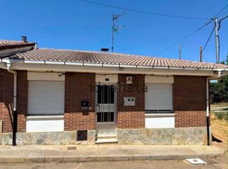 Reihenhaus in Villamañán
