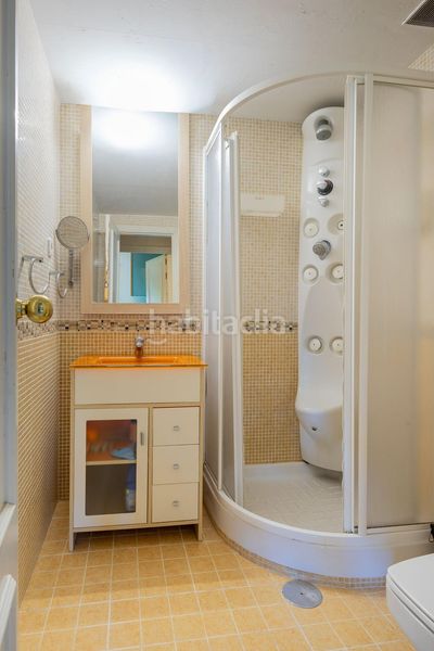 Foto 313baf3d-cf13-40ff-a991-4ca7428ddee6. Casa adossada amb calefacció piscina a La Pizarra San Lorenzo de El Escorial