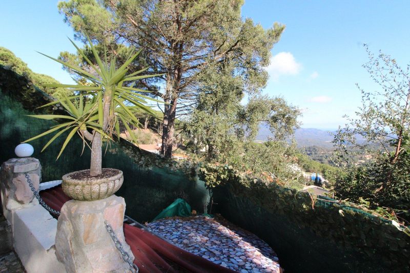 Foto 4cf1dbee-a75d-45e3-9b03-026103242ef1. Casa amb calefacció aparcament piscina a Serra Brava Lloret de Mar