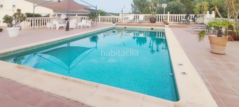 Foto 539d9280-413c-4aef-bb7e-685db52ea282. Casa amb piscina a Alborache