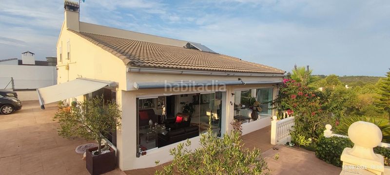 Foto 9e4f5367-18fe-46ec-93a9-ebe5d8d4b7ea. Casa amb piscina a Alborache