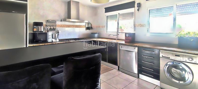 Foto b02c4ddd-6a29-4e77-8322-0777658da0a8. Casa amb piscina a Alborache
