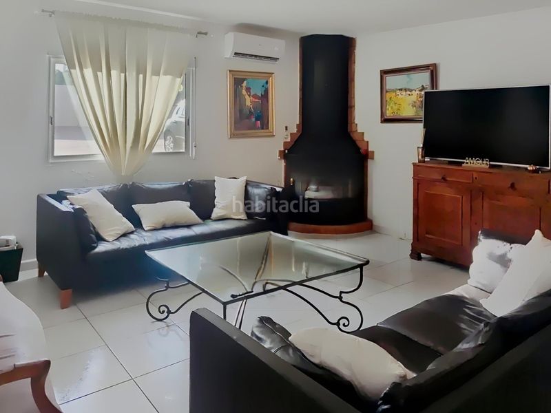 Foto f567f6e3-31ee-49d0-abf1-74f4b4b75bdc. Casa amb piscina a Alborache