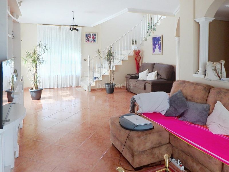 Foto fe757566-dda4-4fb4-87e9-550cba3cf6d1. Casa en Alisal - San Román Santander