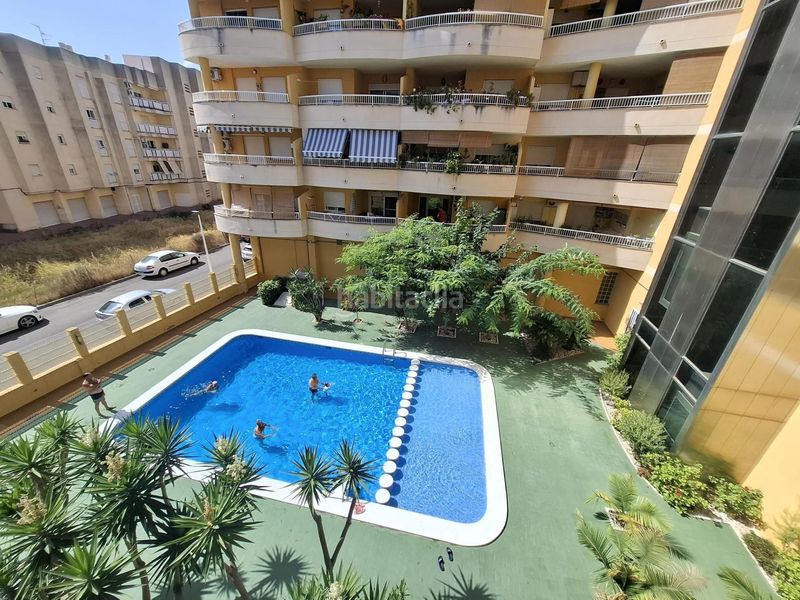 Foto bee28679-5c45-44a6-866b-9283dfc37ab2. Pis amb piscina a Centro Oropesa del Mar