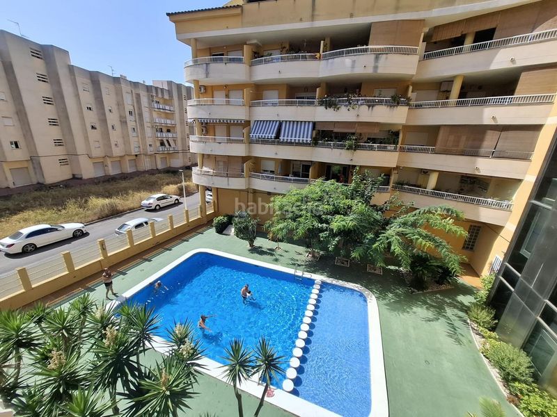 Foto e51d7732-fa52-4c76-b12c-37bb61b4d2fb. Pis amb piscina a Centro Oropesa del Mar