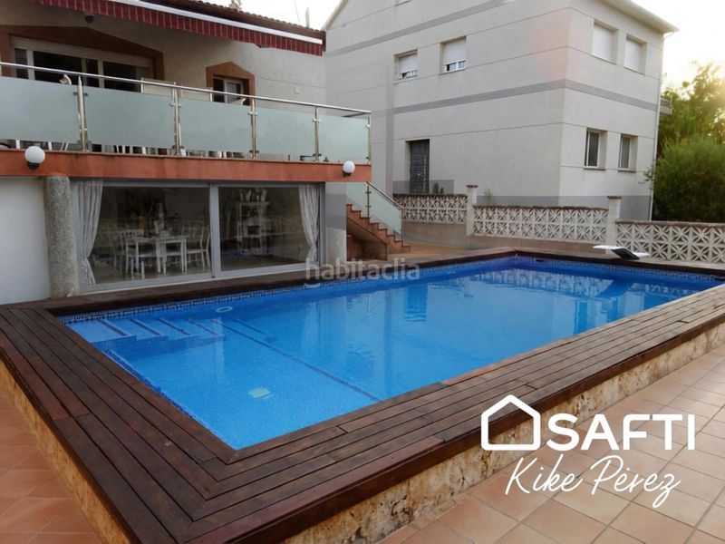 Foto 4e1e7f06-254a-4ef6-8a4d-b9ef2730029a. Casa amb aparcament piscina a Els Avets-Can Serrafossà-Ximelis Rubí