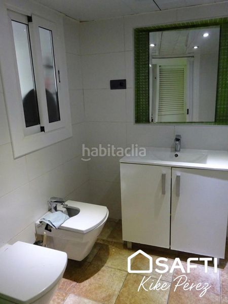 Foto b0ffd671-af06-42c4-91b1-e6f779ec10eb. Casa amb aparcament piscina a Els Avets-Can Serrafossà-Ximelis Rubí