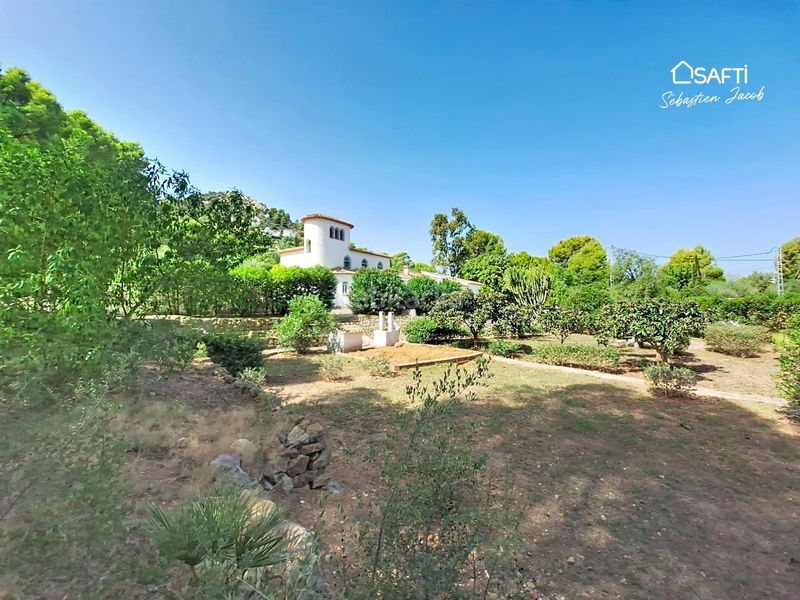 Foto 3e8c885d-d075-4a77-a531-d35193efa9a4. Casa amb calefacció aparcament piscina a Centro Pedreguer