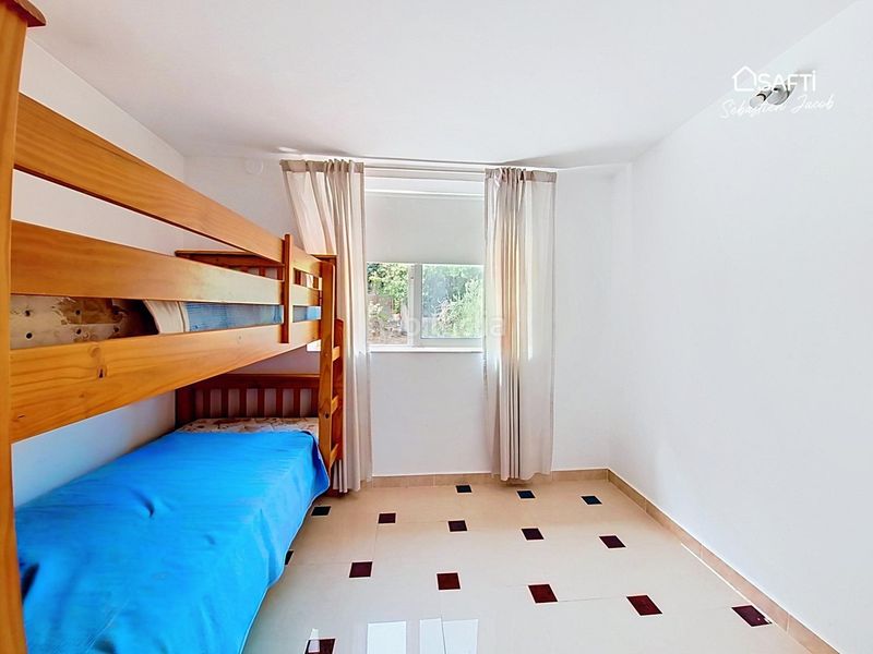 Foto ae8acef7-aa3e-403f-a764-3f788d69f4e9. Casa amb calefacció aparcament piscina a Centro Pedreguer