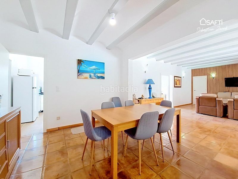 Foto b1b23937-ab1d-48ed-87b9-fe6ed7a8ab56. Casa amb calefacció aparcament piscina a Centro Pedreguer