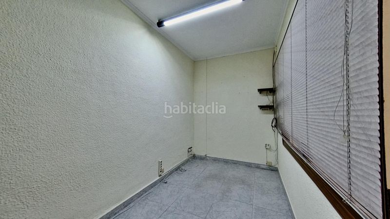 Foto 2a44c0b7-b04c-4980-b608-73ed3fdbf7fd. Local comercial a Las Trescientas-San Francisco-Ciudad Vergel Elda