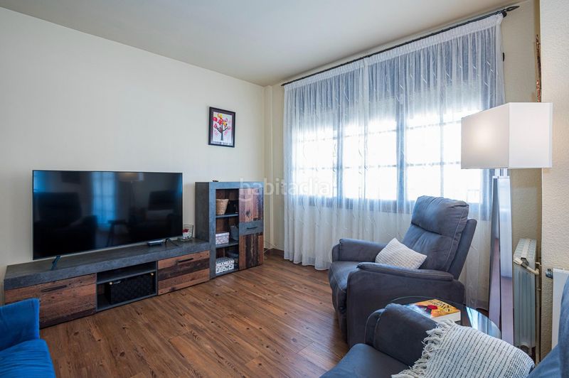 Foto 4e4c3979-f6a2-4805-a9c2-2d1483beea35. Casa amb calefacció aparcament a Cunit residencial Cunit