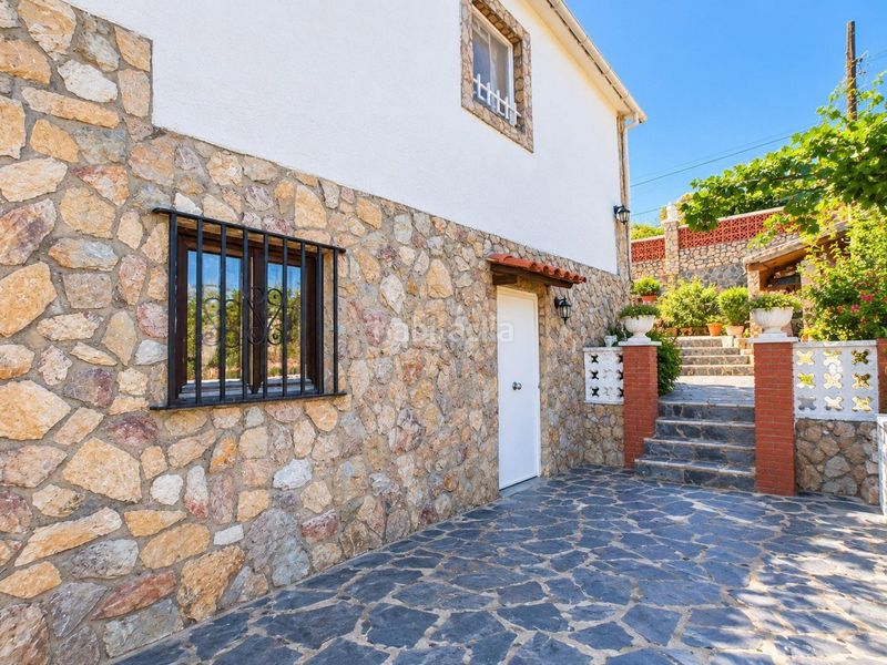 Foto 4d9d4c69-ebc8-42d1-b743-0a08588ebba5. House with heating parking in Residencial Park Maçanet de la Selva