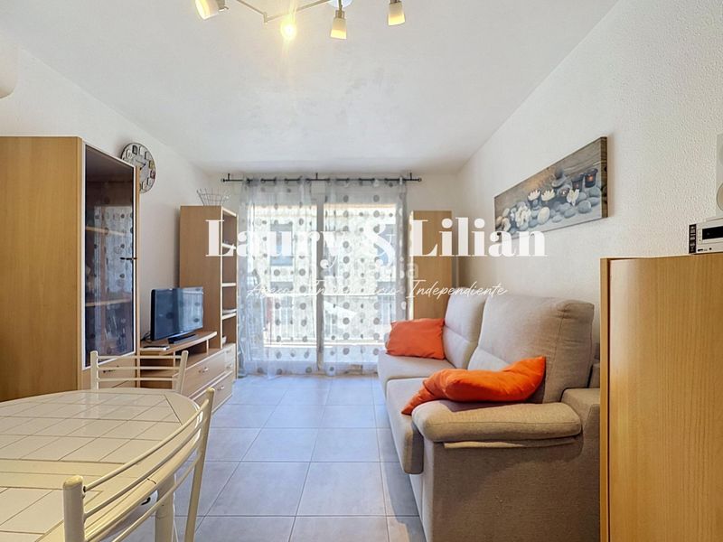 Foto 671f9195-ffe6-40e7-bd38-c9cd34b0e1ae. Apartament amb piscina a Muga - Gran Reserva - Badia Empuriabrava
