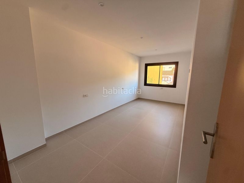 Foto cc9e5282-9a1d-4b1c-be92-8521d9c743b7. Casa adossada a Cantallops