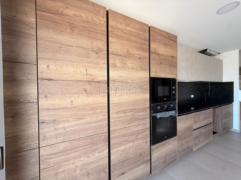 Foto ef0e6c83-e26f-44ae-9591-047bceb6eed6. Casa adossada a Cantallops