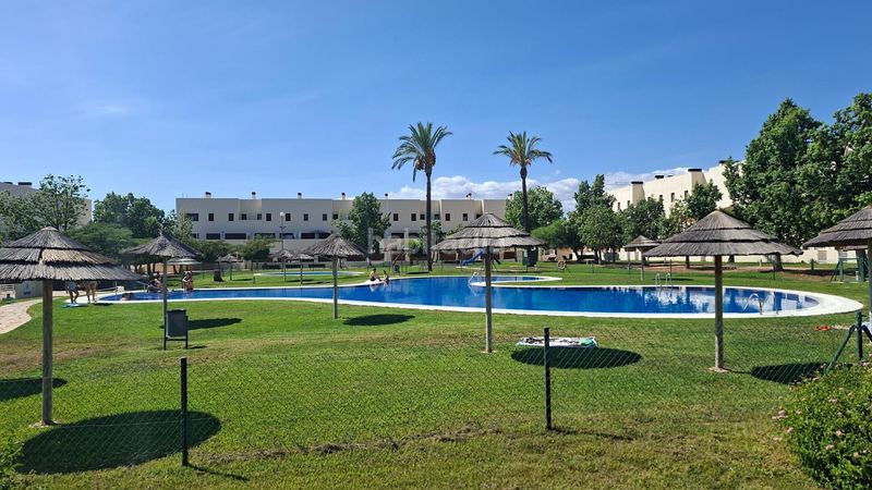 Foto a0656190-2d71-49a4-8de4-4a824e3ddef8. Dúplex en San Jorge