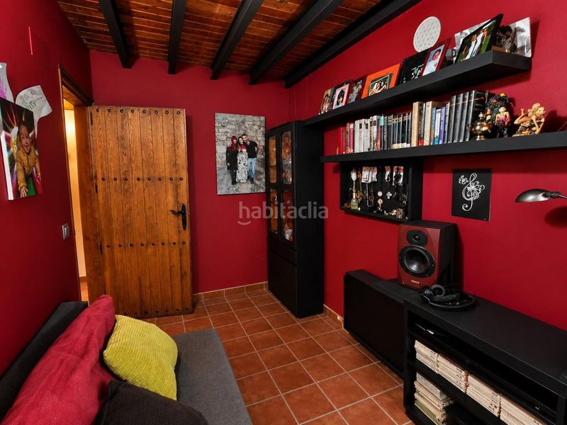Foto 498e4443-cc61-4af0-b067-ec0d3dcd8cac. Casa amb calefacció aparcament a Sils
